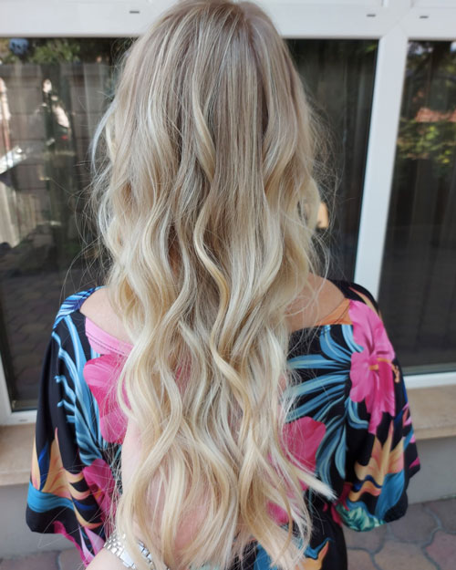 schilling heni hair by heni fodrász női hajvágás tőfestés hajfestés melírozás balayage olaplex dús hosszú